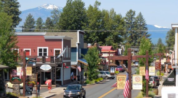Visit The Friendliest Town In Oregon The Next Time You Need A Pick-Me-Up