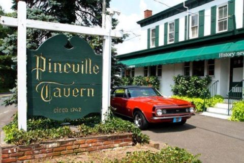You'll Love Visiting The Pineville Tavern, A Pennsylvania Restaurant Loaded With Local History