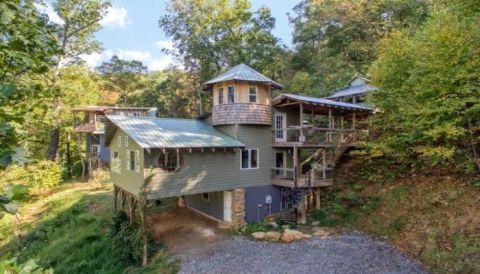 This Mountain Retreat Airbnb in North Carolina Comes With Its Own Rapunzel Tower
