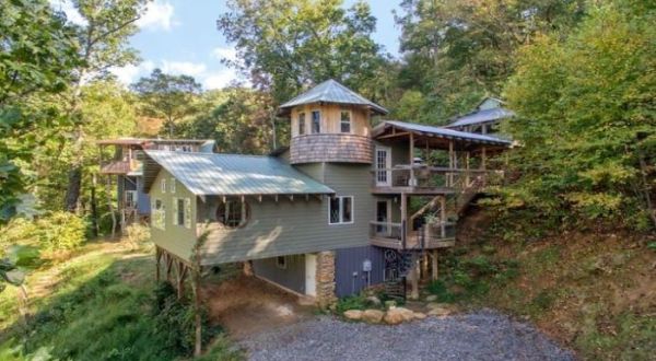 This Mountain Retreat Airbnb in North Carolina Comes With Its Own Rapunzel Tower
