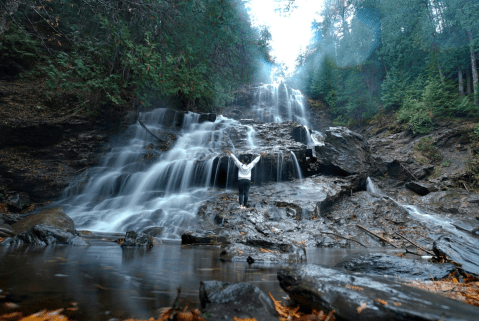 New Hampshire's Most Easily Accessible Waterfall Is Hiding In Plain Sight At The Beaver Brook Falls State Wayside