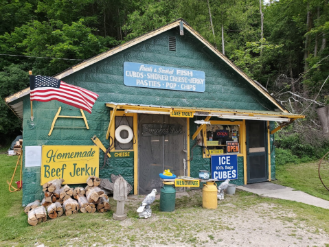 The Best Smoked Fish In The Midwest Can Be Found At This Unassuming Roadside Shack In Michigan