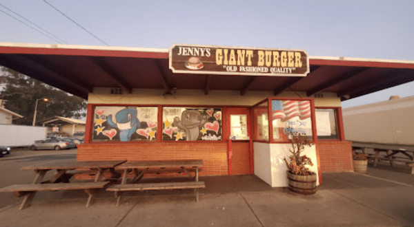 Jenny’s Giant Burger Is A Tiny, Old-School Spot That’s One Of The Best Kept Secrets In Northern California