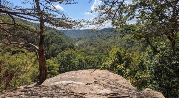The View From This Little-Known Overlook In Ohio Is Almost Too Beautiful For Words