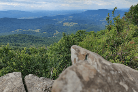 The View From This Little-Known Overlook In Virginia Is Almost Too Beautiful For Words