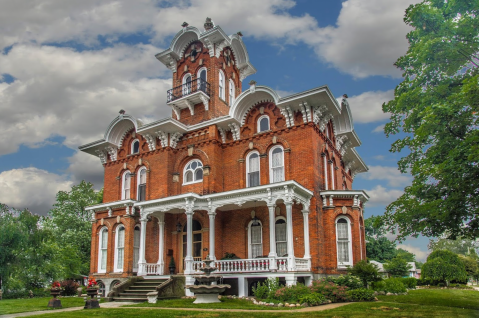 There Are 3 Must-See Historic Landmarks In The Charming Town Of Coldwater, Michigan