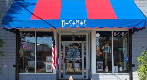 A One-Of-A-Kind Elvis Themed Barber Shop Just Might Be The Most Unusual Art Gallery In North Carolina