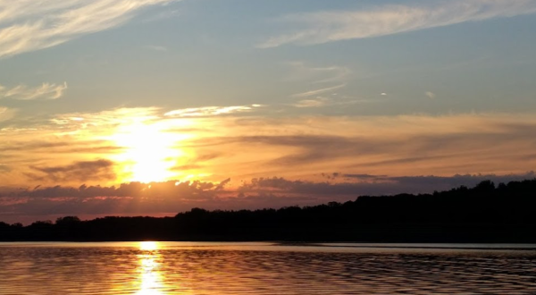 Watch The Sunrise At Coralville Lake, A Unique Destination In Iowa