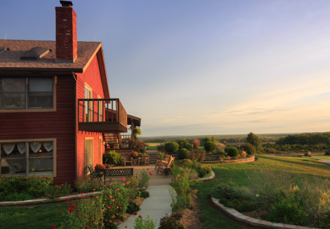 This Kansas Resort In The Middle Of Nowhere Will Make You Forget All Of Your Worries