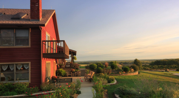 This Kansas Resort In The Middle Of Nowhere Will Make You Forget All Of Your Worries