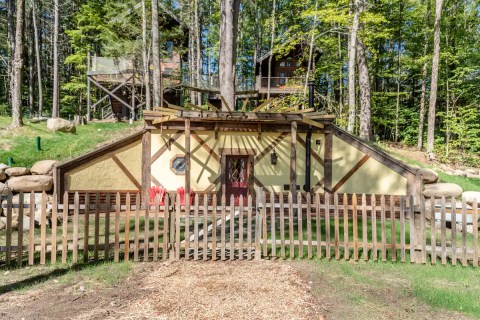 Stay Overnight In A Hobbit Hole Right Here In New York At This Lake George Airbnb