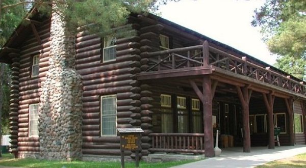 There’s A Breathtaking Hotel Tucked Away Inside Of This Minnesota State Park