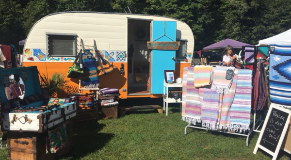 The Charming Out Of The Way Flea Market In Vermont You Won’t Soon Forget