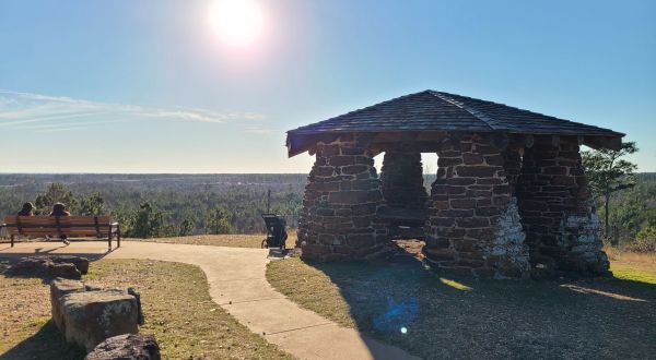 The View From This Little-Known Overlook In Texas Is Almost Too Beautiful For Words