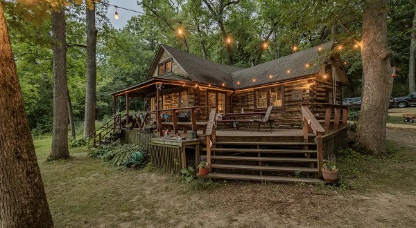 The Whole Family Will Love A Visit To This Adorable Riverside Cabin In Illinois