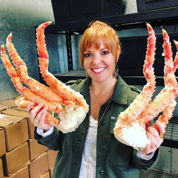 The Biggest King Crab In The Pacific Northwest Is At This Shack In