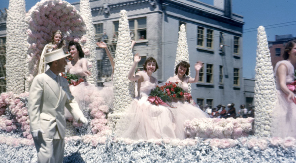 This Is The Oldest Flower Festival In Oregon, And It’s Absolutely Magical