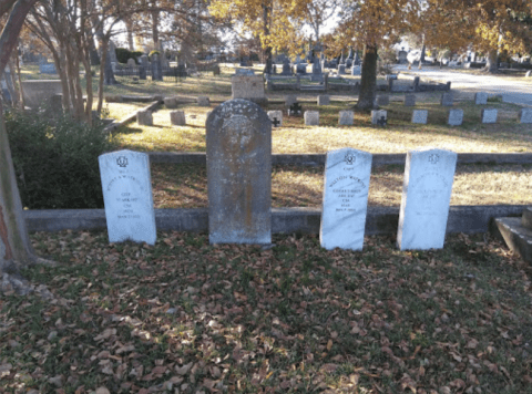 You Won’t Want To Visit The Notorious Mount Holly Cemetery In Arkansas Alone Or After Dark