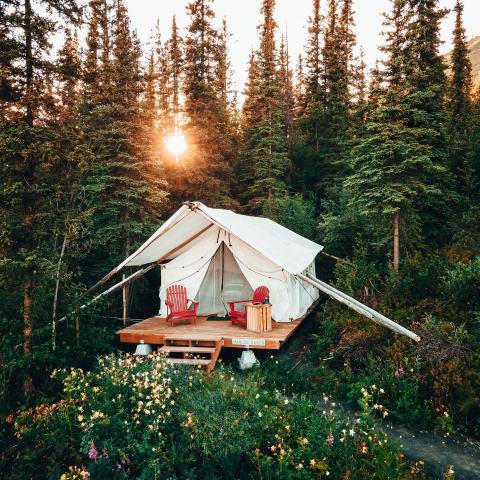 Luxury Canvas Tents Near Matanuska Glacier In Alaska Let You Glamp In Style