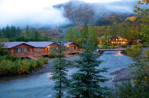 This Alaska Resort In The Middle Of Nowhere Will Make You Forget All Of Your Worries