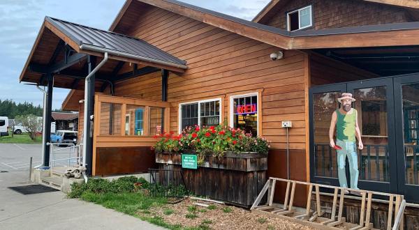 This Tiny Cafe And General Store In Washington Is Hidden On An Island And Has Everything Your Heart Desires