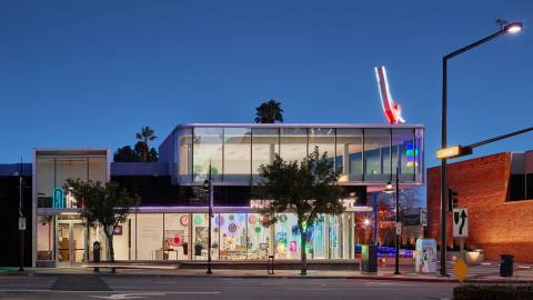 Southern California Has An Entire Museum Dedicated To Neon Art And It’s As Awesome As You’d Think
