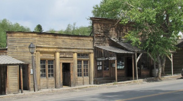 This Montana Ghost Town Is Thought To Be One Of The Most Haunted Places On Earth