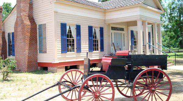 There’s A Themed Bed and Breakfast In The Middle Of Nowhere In Arkansas You’ll Absolutely Love