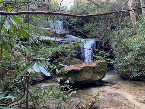 Hidden Passage Trail Loop In Tennessee Is So Hidden Most Locals Don't Even Know About It