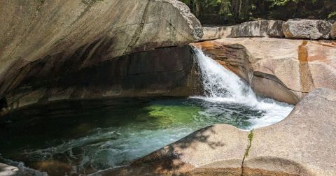 The Ultimate Bucket List For Anyone In New Hampshire Who Loves Waterfall Hikes