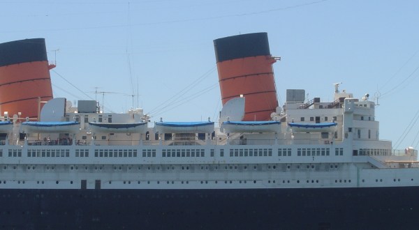 Tour The Haunted Queen Mary, Then Dine With Ghosts At The Cauldron in Southern California