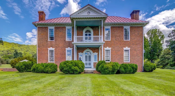 This Historic Home In Virginia Is Now A One-Of-A-Kind Airbnb You Can Stay In