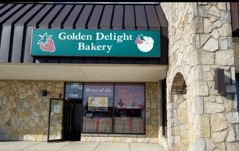 The Best Strawberry Cake In The World Is Located At This Ohio Bakery