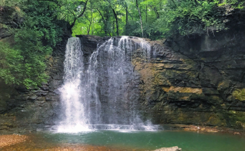 Ohio's Most Easily Accessible Waterfall Is Hiding In Plain Sight At Griggs Nature Preserve