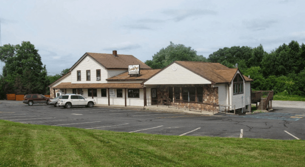 Head To The Mountains Of New Jersey To Visit The Lamp Post Inn, A Charming, Old Fashioned Restaurant