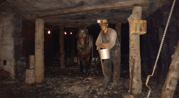 Visit Kentucky’s Only Underground Coal Mine On This Epic Tour