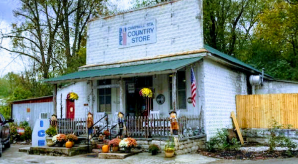 This Small-Town Tennessee Country Store Has Some Of The Best Food In The South