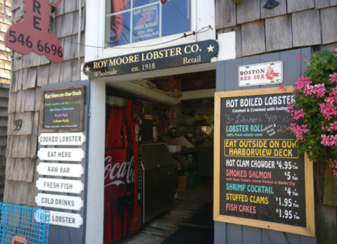 Roy Moore Lobster Co. In Massachusetts Is A No-Fuss Hideaway With The Best Fresh Lobster