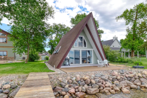 This Hidden Cabin In Minnesota Is A Beach Getaway With The Utmost Charm