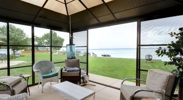 This Quaint Lakefront Home Near Cleveland Is A Beach Getaway With The Utmost Charm