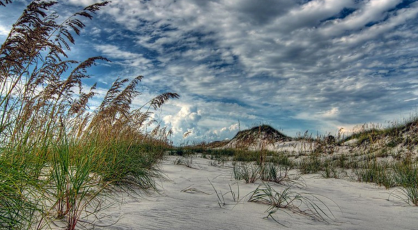 6 Hidden Beaches Around The U.S. That Will Take You A Million Miles Away From It All