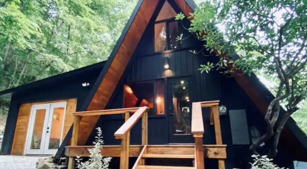 The Hidden Explorer’s Cabin In Kentucky Is A Beach Getaway With The Utmost Charm