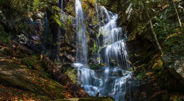 Hike Less Than Half A Mile To This Spectacularly Hidden Waterfall In North Carolina