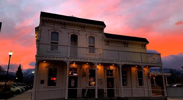 You’ll Love Visiting J.T. Basque Bar & Dining Room, A Nevada Restaurant Loaded With Local History