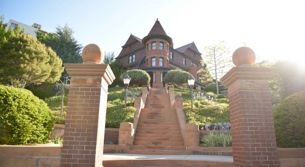 This Historic Mansion Is Thought To Be One Of The Most Haunted Places In Utah