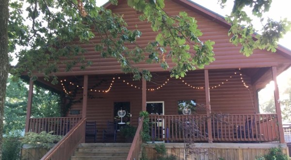 One Of The Most Rustic Restaurants & Wineries In Oklahoma Is Also One Of The Most Delicious