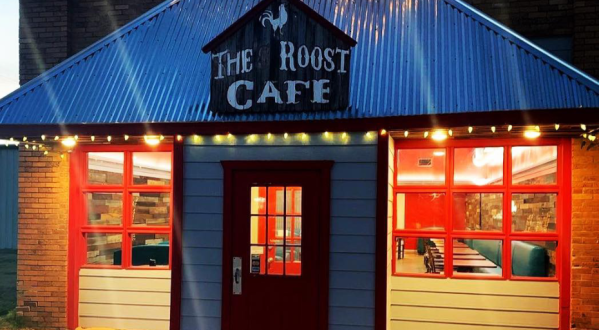 This Rooster Themed Cafe In Texas Is One Of The Quirkiest Places You’ll Ever Eat