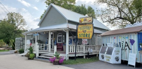 The Middle Of Nowhere General Store With Some Of The Best Sandwiches In Missouri