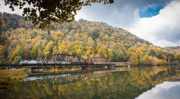 The One Fall Foliage Train Ride Through West Virginia You’ll Want To Take Each And Every Year