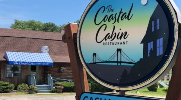 The Coastal Cabin Restaurant In Rhode Island That Serves Up The Most Delicious Food